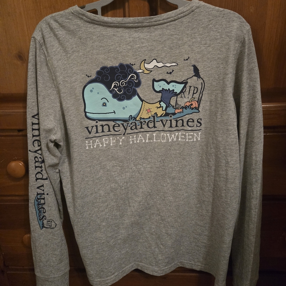 Vineyard Vines Gray Halloween Whale Shirt